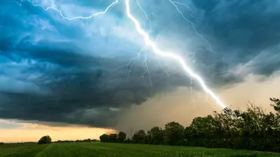 Lightning in a field